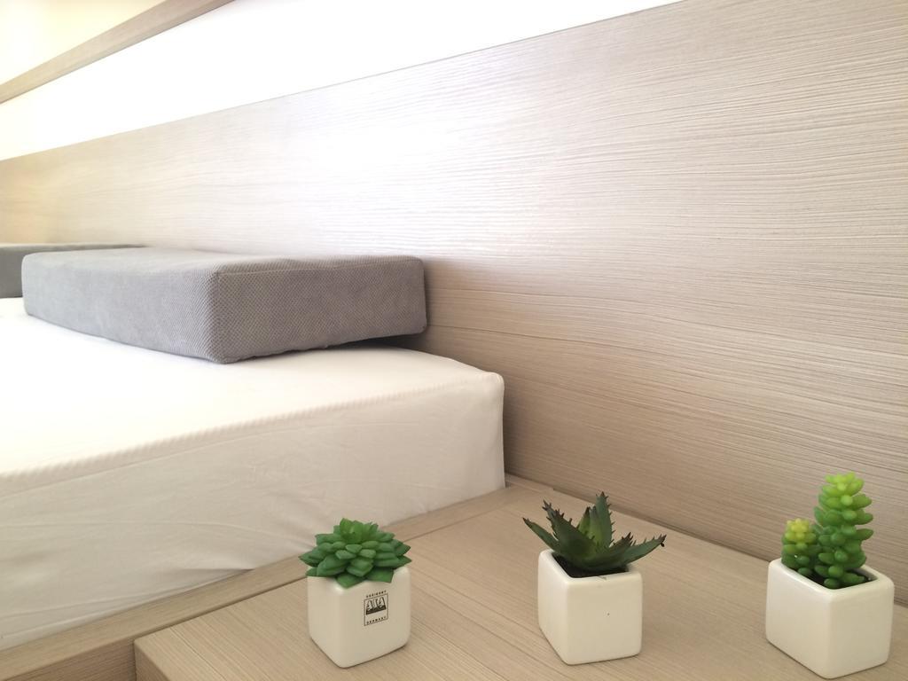 Apartmani Adriatic Ana โนวาลยา ภายนอก รูปภาพ