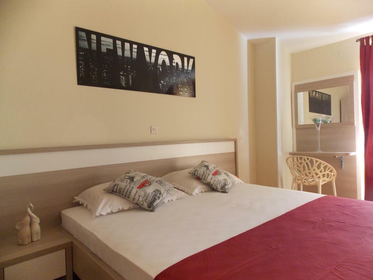 Apartmani Adriatic Ana โนวาลยา ห้อง รูปภาพ